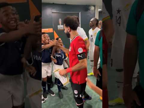 Everyone is so happy to see the Egyptian King! 🥰#TotalEnergiesAFCON2023 #shorts #محمد_صلاح #Salah