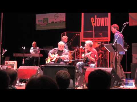 Hot Tuna with Dar Williams live in eTown  - "Turn Your Radio On" (eTown webisode 91)