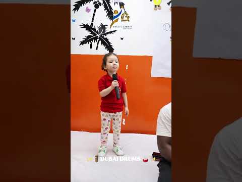 Angels Garden Short 8