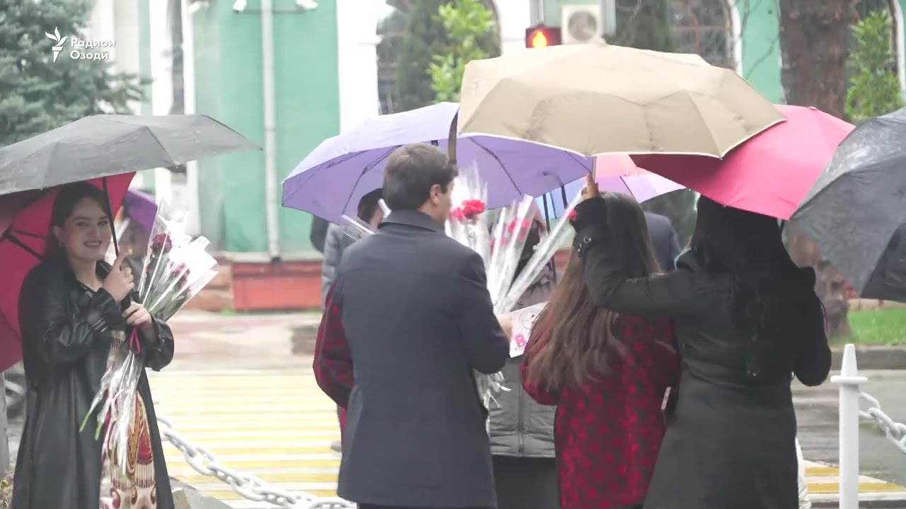 Дар "Рӯзи Модар" ба бонувон тӯҳфа медиҳед?