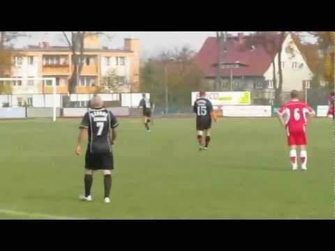 30.10.2011 r.Szprotawa AUTO-TOMAS :  CZARNI Żagań DAJEX PAŁAC (1).rmvb