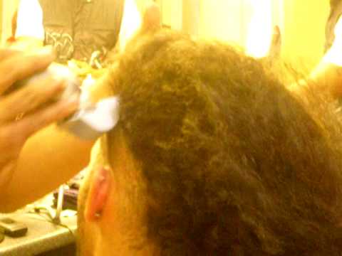 Gee Cee & CEO cutting his hair