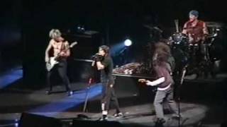 Red Hot Chili Peppers - Havana Affair - Breaking The Girl ( Live Madison Square Garden )
