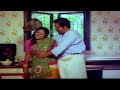 വിട് മുതലാളി കൊച്ചമ്മ എങ്ങാനും കണ്ടു