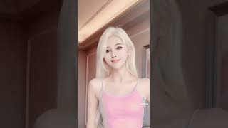 可愛すぎる金髪美少女