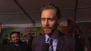 Thor Ragnarok World Premiere LA - Itw Tom Hiddleston (official video)