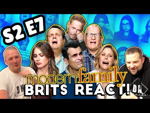 British Guys HILARIOUS Modern Family Reaction | Season 2 Episode 7 (Chirp)