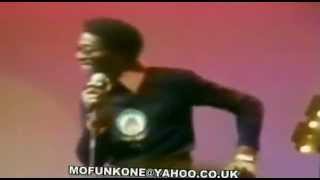 DAVID RUFFIN  WALK AWAY FROM LOVE  with Lyrics ,LIVE 1975 flv