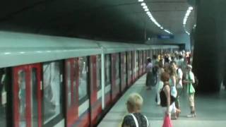 preview picture of video 'Metro Warszawa Stacja Dworzec Gdański'