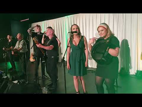 Erin Go Bragh , The Irish Brigade, Eimhear Ni Ghlacain - Finale the Sam Song LIVE