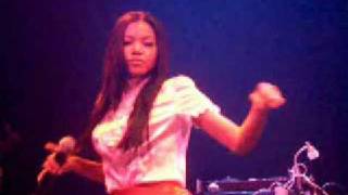 Amerie- Like It Used To Be/Come With Me Live