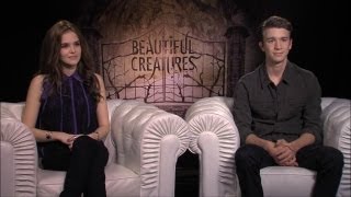 Zoey Deutch & Thomas Mann - Beautiful Creatures Interview HD video
