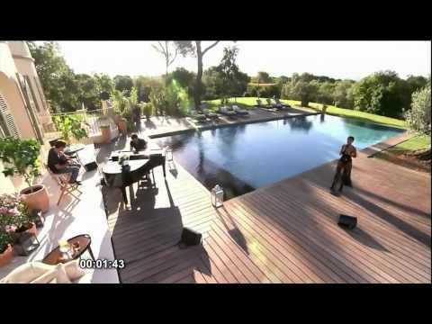 X Factor 2011- Judges House- Simone Battle- Help- Beatles .avi