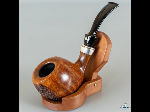 L'Anatra Dalle Uova d'Oro Smooth Freehand Sitter Straight Grain Silver Mounted