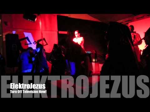 Elektrojezus "Turn Off Television Live Habemus Papam Concert