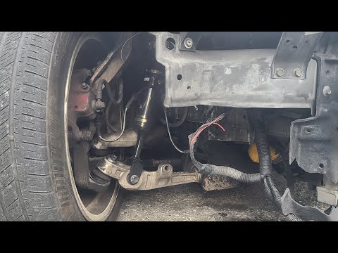Installing Gktech 350z Super Lock Lower control arms