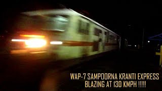 preview picture of video 'Blazing Upgrade | WAP-7 Sampoorna Kranti Express at Full Throttle || High Speed NCR'