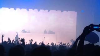 Destructo Featuring Problem - "Dare You 2 Move" live  @ Hard Day Of The Dead 2015