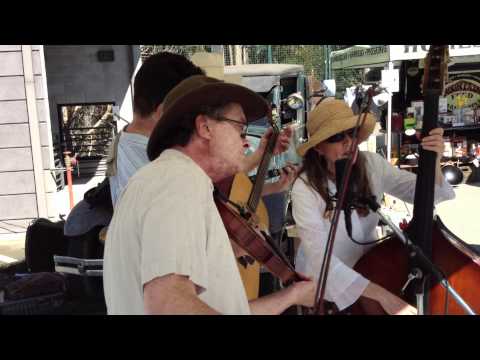 Bean Creek Bluegrass at Aptos Farmers Market