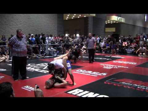 Fernanda Araujo Nova Uniao 2