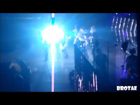 111210 SNSD SG CONCERT - The boys (HD)