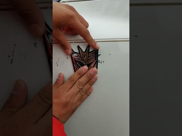 Vídeo relacionado con Transformers Decepticon Autobot Split Logo Camiseta
