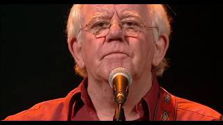 The Town I Loved So Well - The Dubliners &amp; Paddy Reilly | 40 Years: Live from The Gaiety (2003)