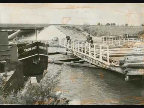De draaibrug aan de Rijensestraatweg in Dongen.