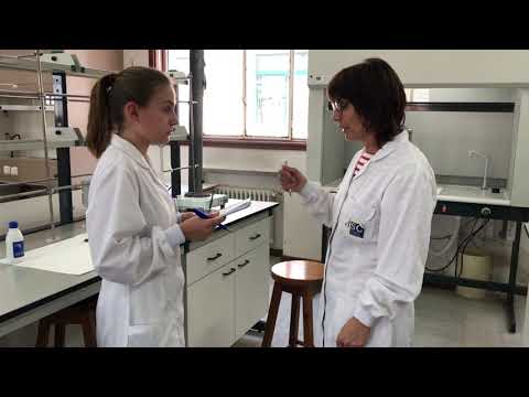 Vídeo: Determinación do contido de H₂O₂ nun produto comercial