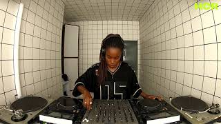 Gabrielle Kwarteng DJ set
