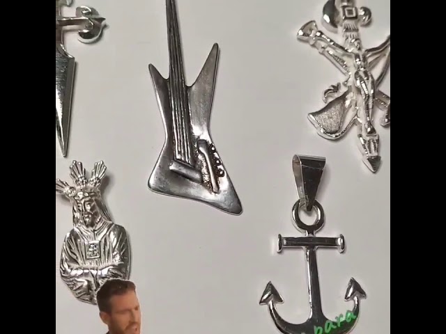 Vídeo relacionado con Waysles Collar de espada para hombre de plata de ley 925, nudo celta, espada con colgante de espada de ángel de la guarda con circonitas negras, retro, gótica, joya regalo para hombres, amigos