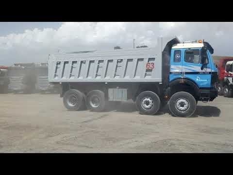 Mercedes 3535 Blue in operation