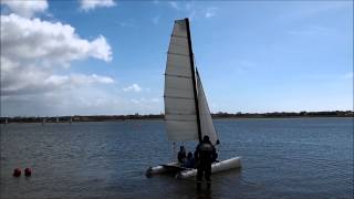 preview picture of video 'Catamaran au Plan d'eau des Vallees'