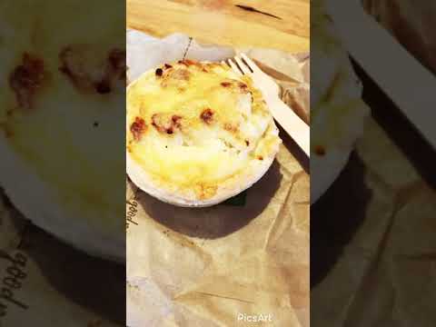 Having Coffee with Cauliflower & Cheese Pie 🥧🌹