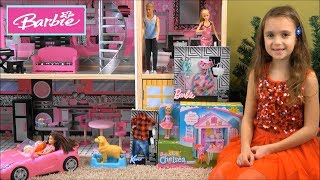 Barbie: Give Chelsea a Gift Day in Barbie Sparkle Mansion with Barbie Club Playhouse, Kinder Eggs