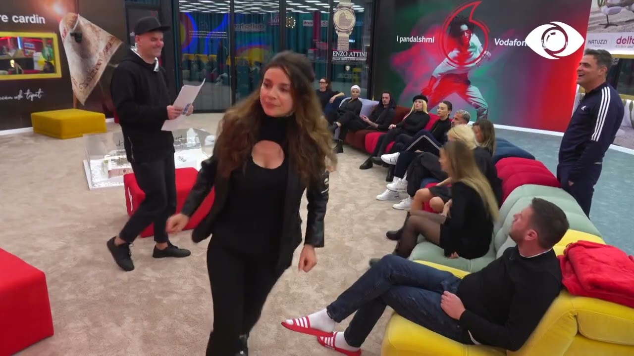 Zarfi i dashurisë/ Banorët do të ndahen në çifte dhe do të shkëmbejnë mesazhe dashurie