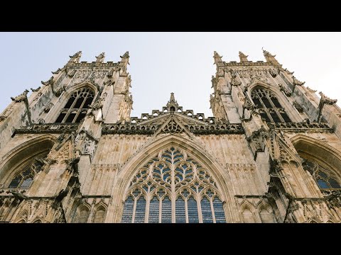 Live: Sung Eucharist on the Third Sunday of Advent, sung by the choir of York Minster