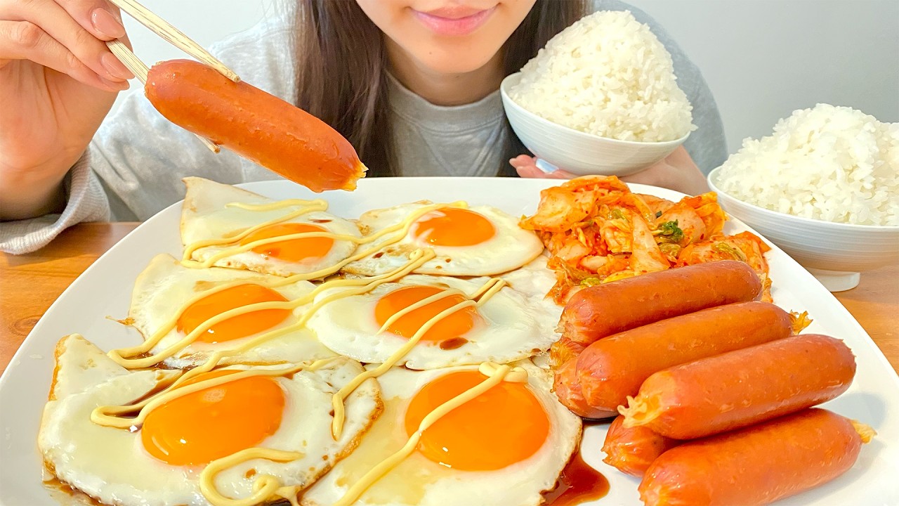 朝から目玉焼き醤油マヨ ウインナー キムチを爆食【理想の朝食】