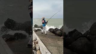 Download lagu MANCING SEJATI Bisa Strike Berani Menerjang Angin Kencang dan Ombak Besar Datang Sore Kemarin mp3