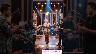 Download lagu SERAT PENJAJAH - cantika adella - om adella #cantikanuswantoro #adella #ai #seratpenjajah #shorts mp3