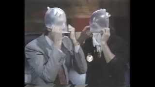 Howie Mandel glove trick