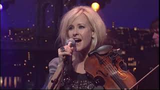 TV Live: Courtyard Hounds - &quot;&quot;Ain&#39;t No Son&quot;&quot; (Letterman 2010)