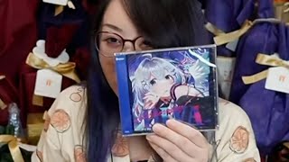 kson promoting a certain gorilla's CD.