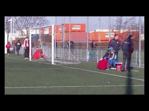 Samenvatting, DVO D1 - UOW'02, Nieuwjaarscup 2013