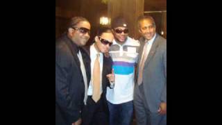 Meneando La Cola By:D.R-FLOW Song (Photo Only)
