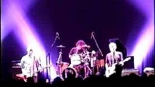 The Presidents of the United States of America - lets lynch the landlord (January 1998 Seattle)