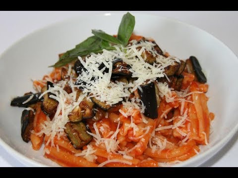 Pasta alla Norma (ricetta siciliana)