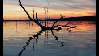 Tim Surrett &amp; Sonya Isaacs - Wayfaring Stranger