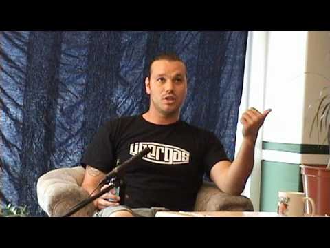 Krispin von Übergas - Die goldene Gniechel Show Folge 50 (gekürzte Version)