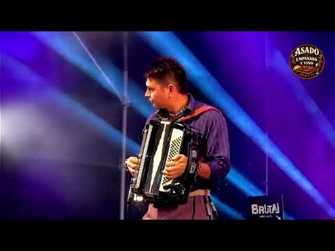 LOS MAJESTUOSOS DEL CHAMAME EN VIVO, ZARATE PCIA. DE BUENOS AIRES